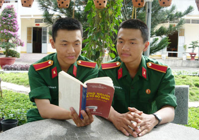 Hai anh em chung lý tưởng