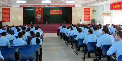 Trường Sĩ quan Không quân phát động Cuộc vận động “Phát huy truyền thống, cống hiến tài năng, xứng danh Bộ đội Cụ Hồ”