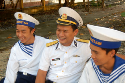 Tuổi xanh đi góp sắc Xuân