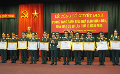 Toàn quân có thêm 29 Nhà giáo Nhân dân, Nhà giáo Ưu tú