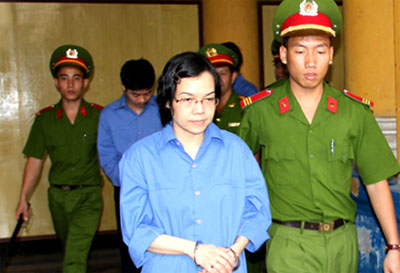 Xét xử phúc thẩm vụ án Huyền Như lừa đảo: Có nên ủng hộ giao dịch ngầm?