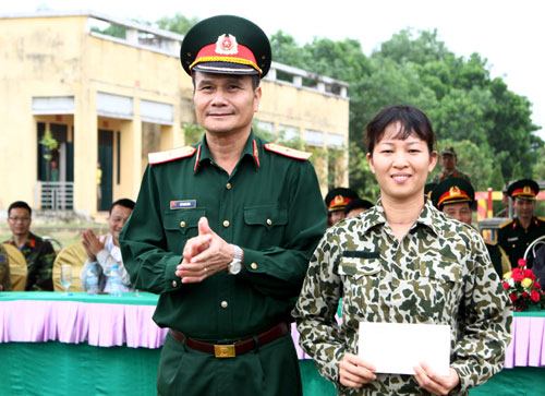 Tiếp tục 