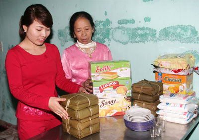 Món quà đêm Giao thừa