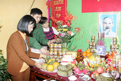 Cánh én mùa xuân