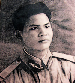 “Ông tôi, Lê Quang Yên được an táng cách sông Gia Liêu 1 giờ đi bộ về phía Tây Bắc”