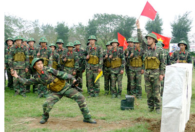 Xây dựng tiềm lực chính trị trong thế trận phòng thủ khu vực