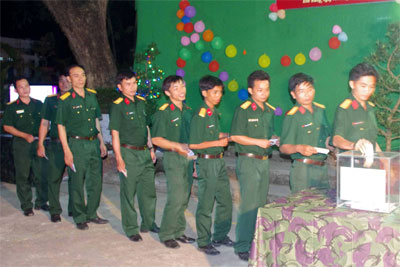 Tấm lòng đồng đội