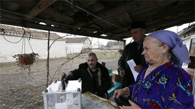 Crưm trưng cầu dân ý về quy chế tương lai 