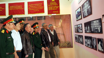 Nhớ mãi bóng hình đồng đội