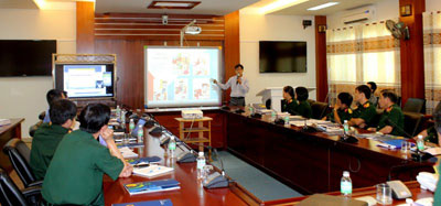Trường Đại học Thông tin liên lạc: Phối hợp nâng cao chất lượng dạy, học tiếng Anh