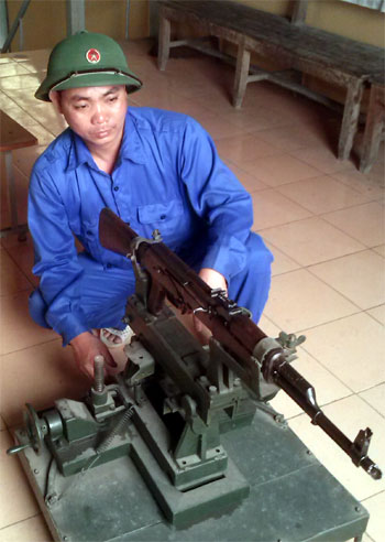 Người lính thợ luôn tận tâm, sáng tạo