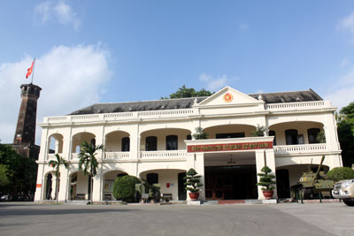 “Điện Biên Phủ - Mốc vàng lịch sử”