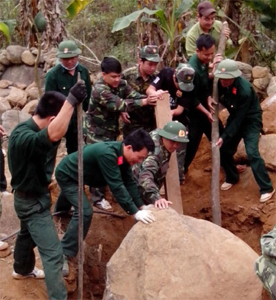 “Hội” mở đường vùng biên giới Quế Phong