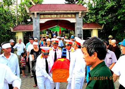 Thắm tình đồng đội, đậm nghĩa quê hương