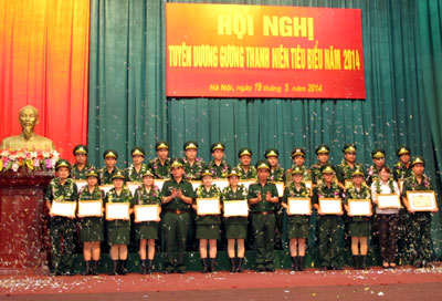 Tuyên dương thanh niên Học viện Biên phòng tiêu biểu