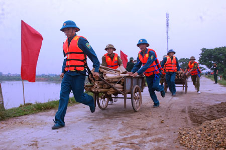 Khắc chế thiên tai bên dòng sông Cà Lồ