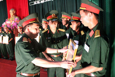 Binh chủng Thông tin liên lạc: 100% cán bộ huấn luyện đạt khá, giỏi