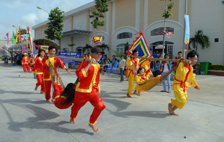 Liên hoan văn hóa, thể thao quần chúng các xã xây dựng nông thôn mới
