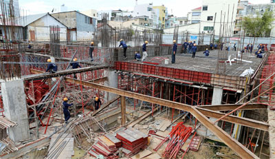 Tái cơ cấu để tiếp tục phát triển 