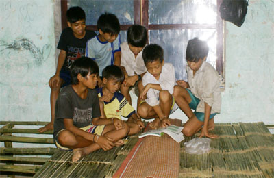 5 mùa khai giảng, trường vẫn chưa ra trường...