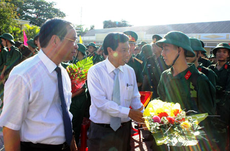 Các địa phương giao quân đợt 2-2014 nhanh gọn, an toàn, chất lượng