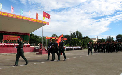 Trường Quân sự Quân khu 9 khai giảng năm học 2014-2015