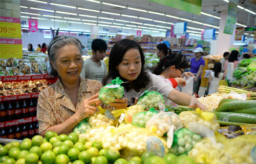 Hàng đa dạng, giá ổn định