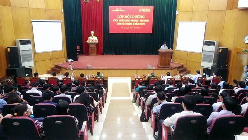 Bộ Y tế bế giảng lớp bồi dưỡng kiến thức quốc phòng- an ninh cho đối tượng 3