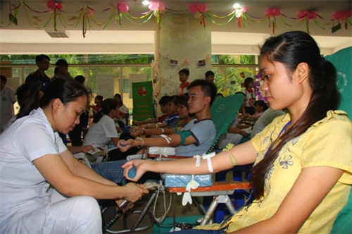 Giọt máu sẻ chia