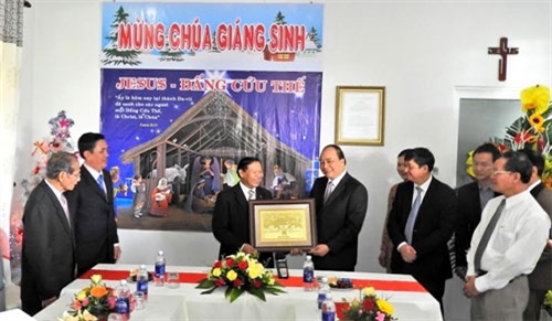 Phó thủ tướng Nguyễn Xuân Phúc chúc mừng Giáng sinh Hội Thánh truyền giáo Cơ đốc Việt Nam tại TP Đà Nẵng