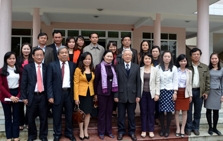 Tổng Bí thư Nguyễn Phú Trọng: Tạo xung lực mới để Quảng Trị phát triển