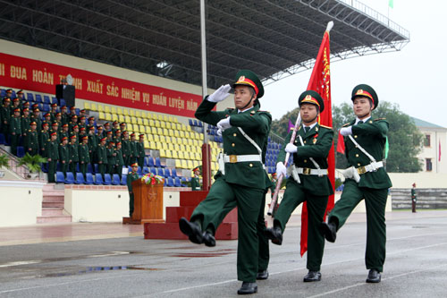 Khối cơ quan Quân khu 1 ra quân huấn luyện
