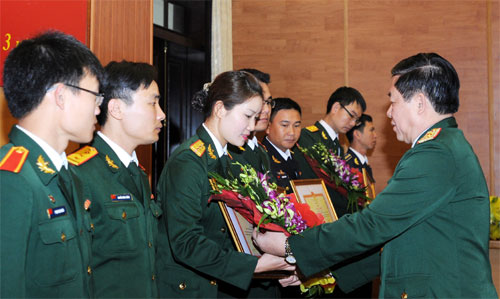 Xứng đáng là những 