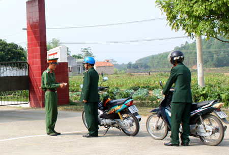 Toàn quân tăng cường trách nhiệm trong bảo đảm ATGT