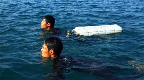 Đặc biệt như…đặc công người nhái