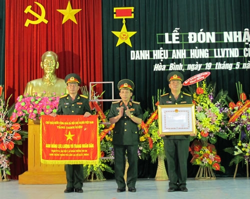 Lữ đoàn 134 đón nhận danh hiệu Anh hùng LLVT nhân dân cho Trạm Thông tin TF41