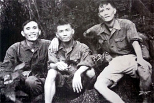 Bài 5: Tờ báo chiến sĩ xung kích, bám sát chiến trường