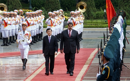 Lãnh đạo nước ta đón, tiếp, hội đàm với Tổng thống Vê-nê-du-ê-la 