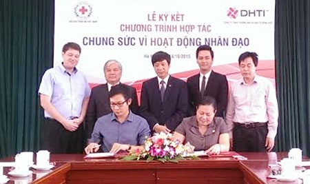 Chung sức vì hoạt động nhân đạo