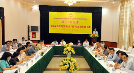 Ông Trần Thanh Mẫn giữ chức vụ Phó chủ tịch chuyên trách Ủy ban Trung ương MTTQ Việt Nam