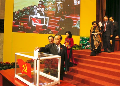 74 đồng chí trúng cử vào Ban chấp hành Đảng bộ thành phố Hà Nội khóa XVI, nhiệm kỳ 2015-2020