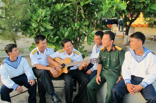 Đông về nhớ “cơm cối” muối vừng