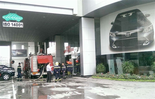 Đã dập tắt được đám cháy tại tòa nhà Toyota Mỹ Đình 