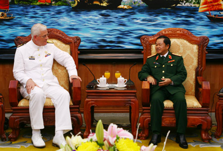 Thượng tướng Đỗ Bá Tỵ tiếp Tư lệnh Hải quân Hoàng gia Hà Lan