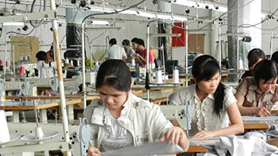 Dệt may tăng tốc sản xuất đầu năm