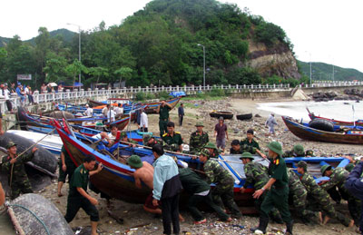 Chuẩn bị chu đáo, sẵn sàng ứng phó với cơn bão số 1