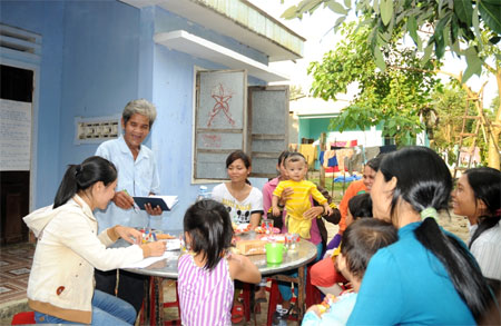 Người  “cứu” con chữ Cơ Tu