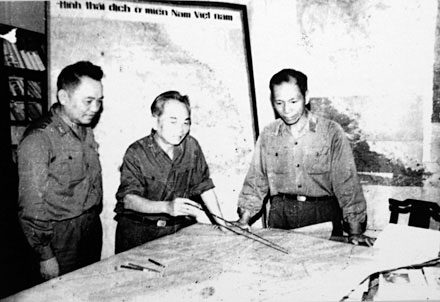 Đại tướng Võ Nguyên Giáp với... chiến dịch ba ngày