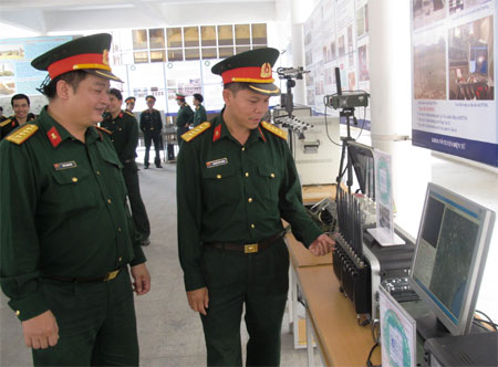 Pa-nen gây nhiễu dải rộng