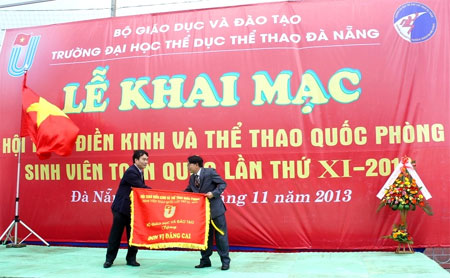 Khai mạc Hội thao Điền kinh và Thể thao quốc phòng sinh viên toàn quốc lần thứ XI